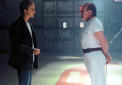 Norton and Hopkins in a new Red Dragon scene